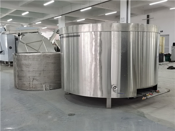 離心脫油機廠家淺析離心脫油機的適應范圍及特點